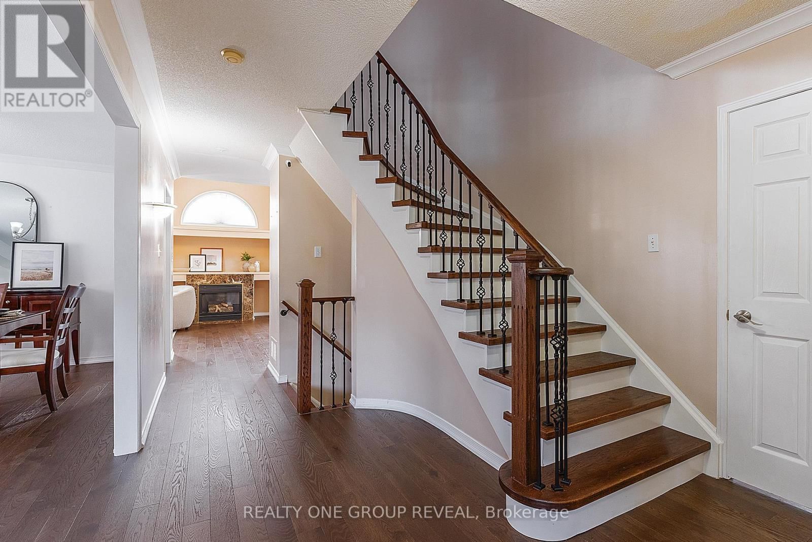 37 WETHERBURN DRIVE Image 9