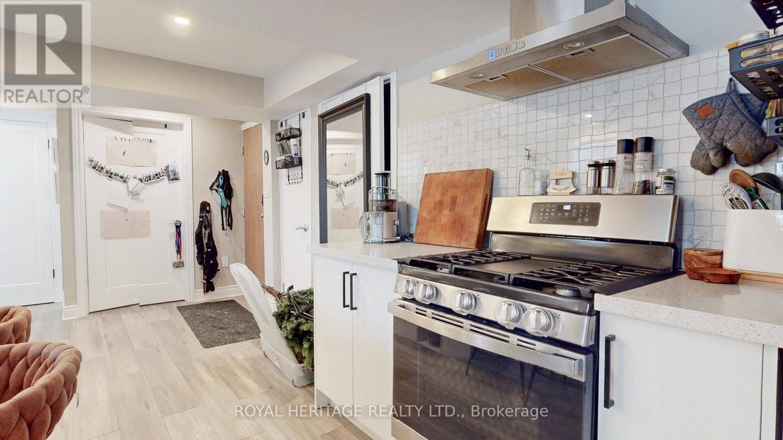 100 CROMWELL AVENUE Image 24