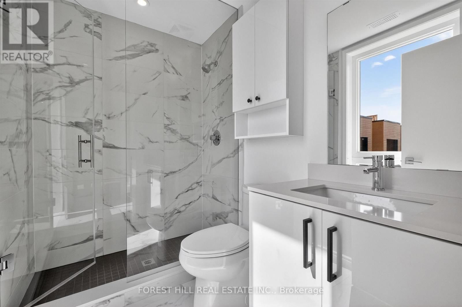 30 - 35 BIRCHCLIFF AVENUE Image 25