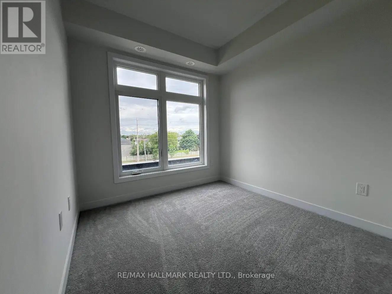 101 - 1865 PICKERING PARKWAY SOUTH Image 17