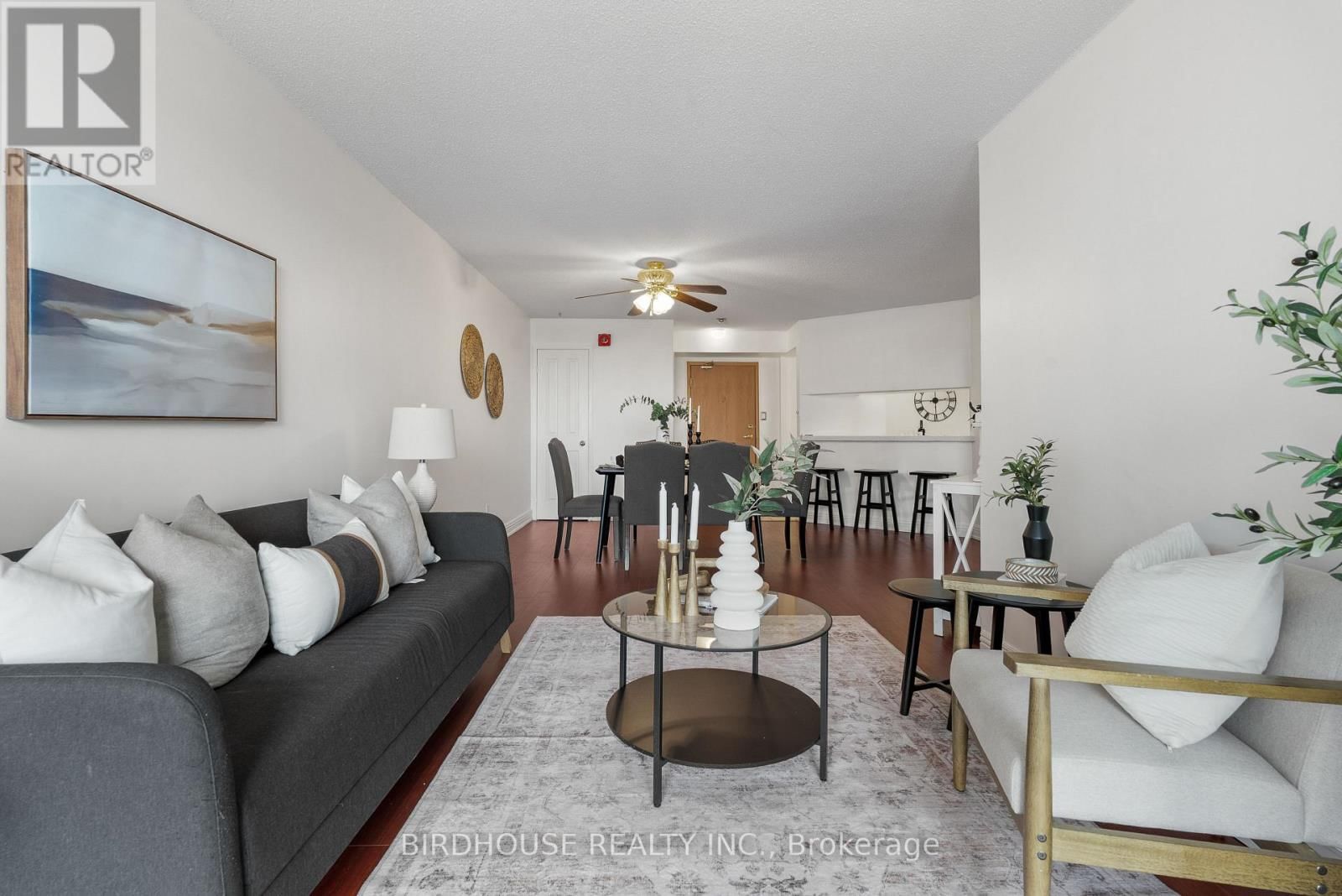 311 - 45 CUMBERLAND LANE Image 11