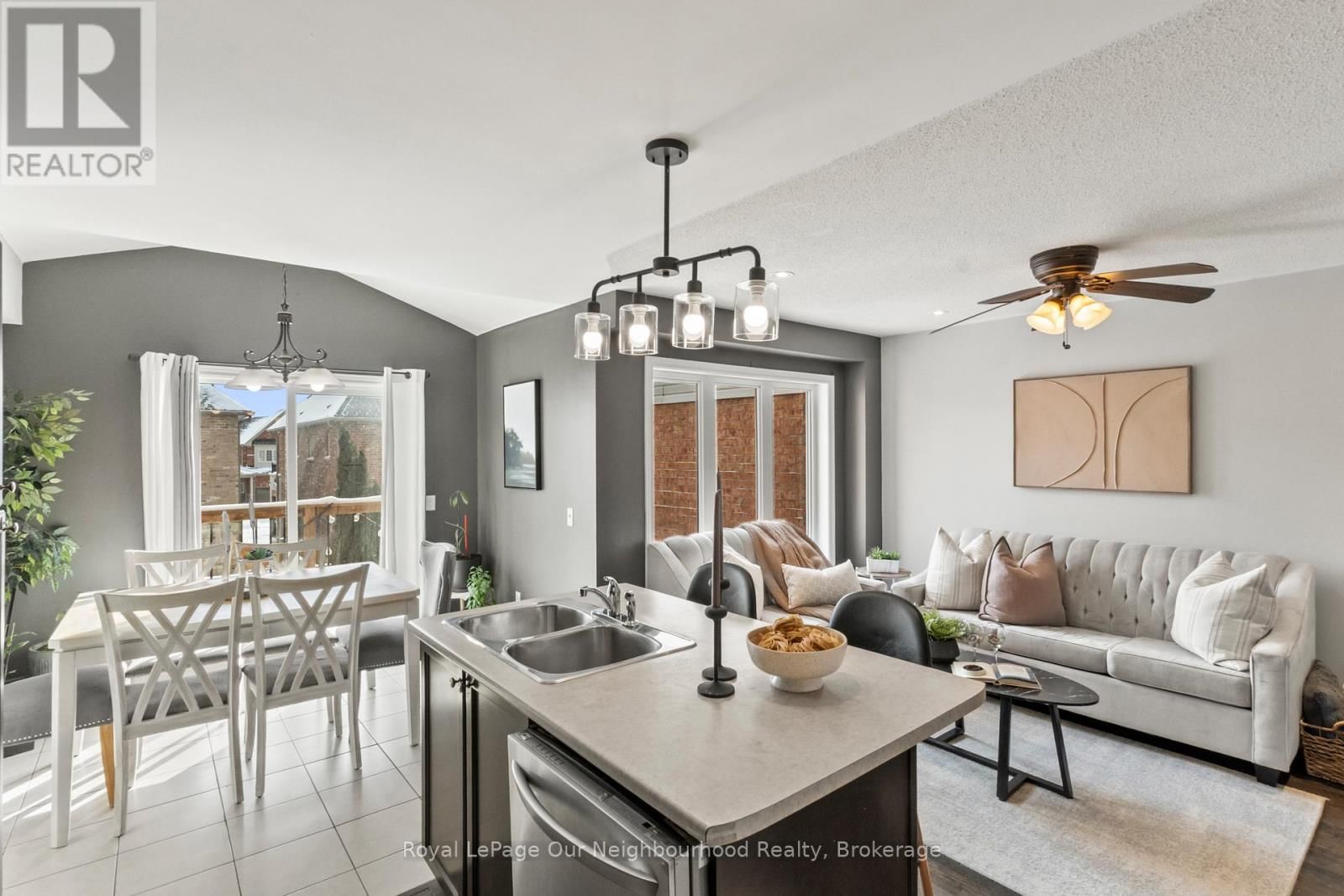 53 KERSEY CRESCENT Image 11