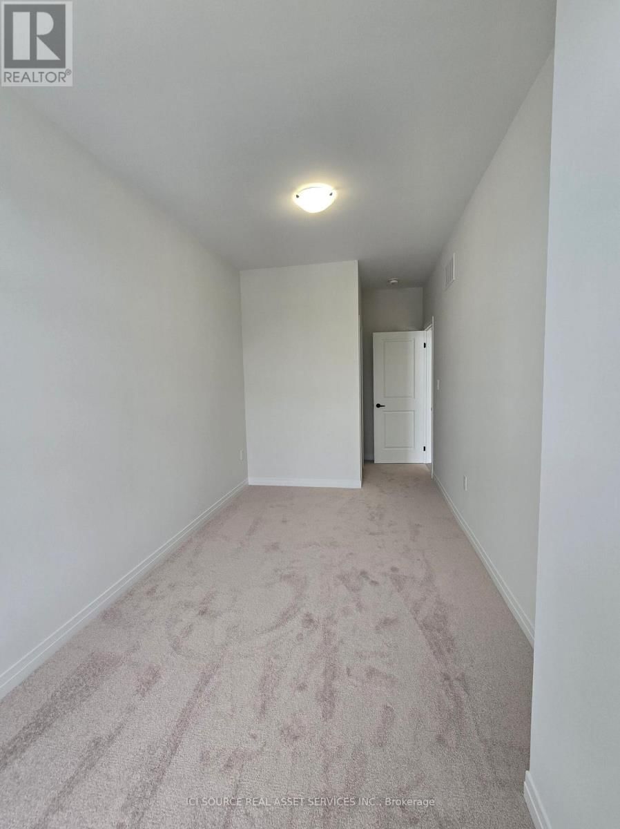 45 AUCKLAND DRIVE Image 10