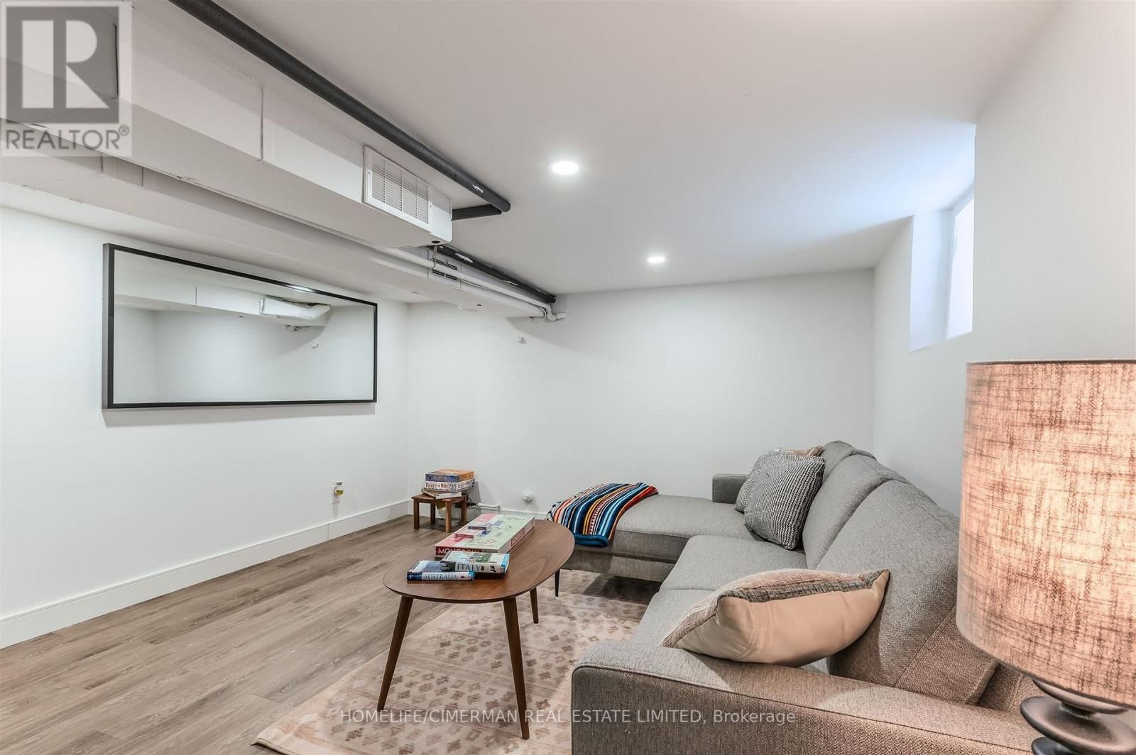 195 TORRENS AVENUE Image 34