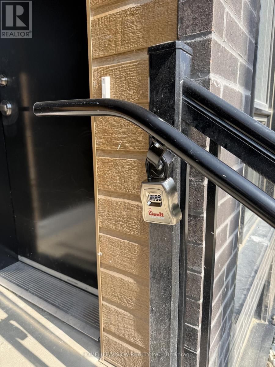 19 - 168 CLONMORE DRIVE Image 24