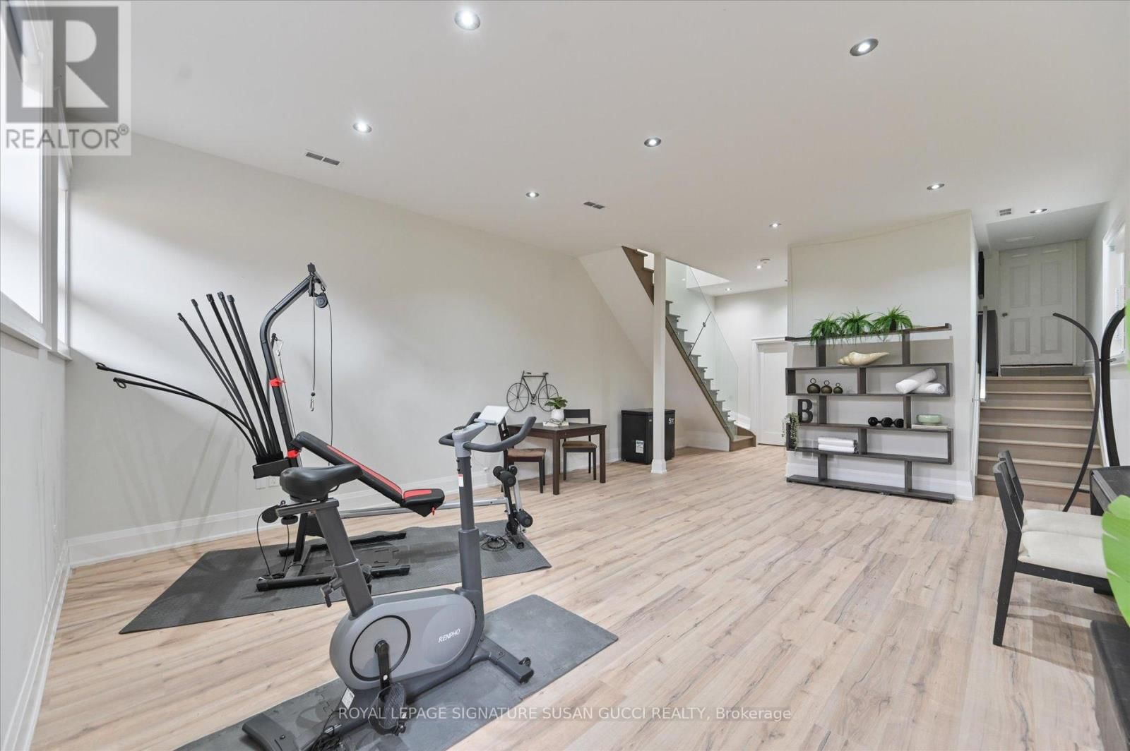 69 HOLMSTEAD AVENUE Image 41