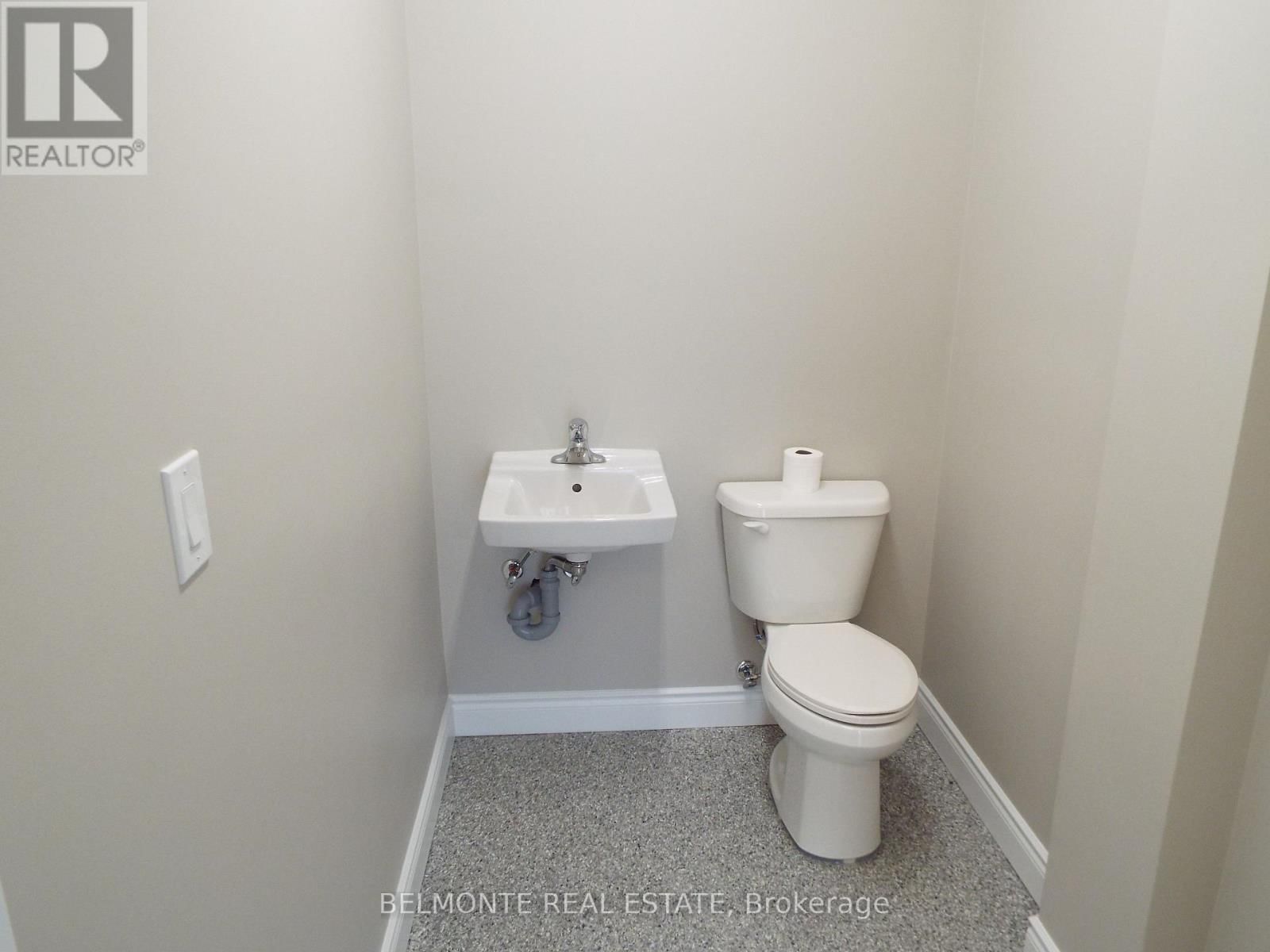 41 - 1621 MCEWEN DRIVE Image 4