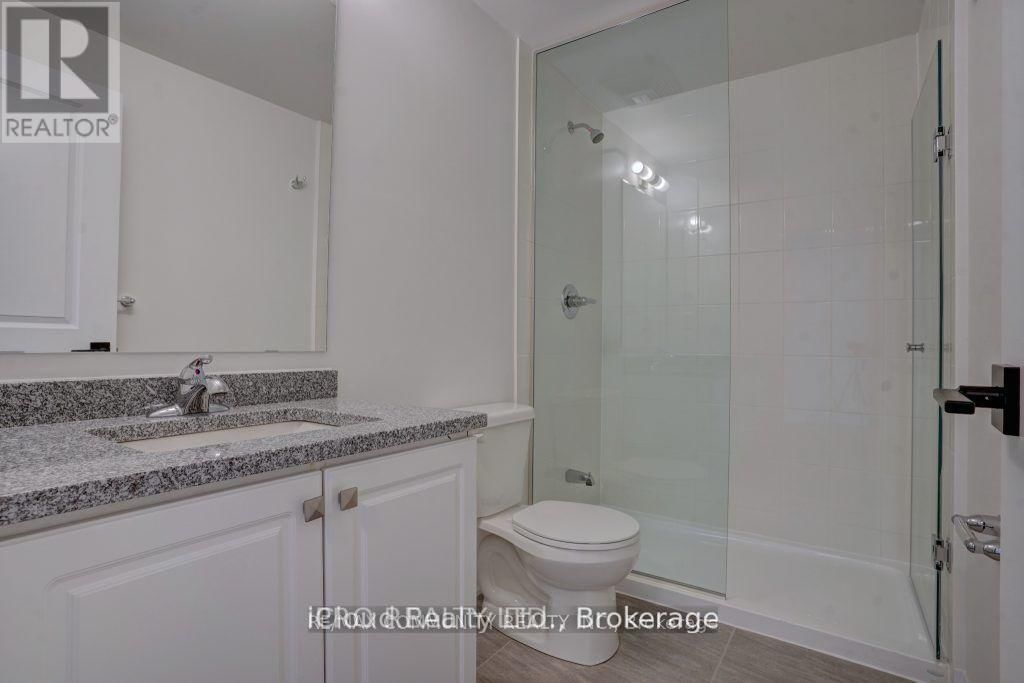 114 - 2635 WILLIAM JACKSON DRIVE Image 24