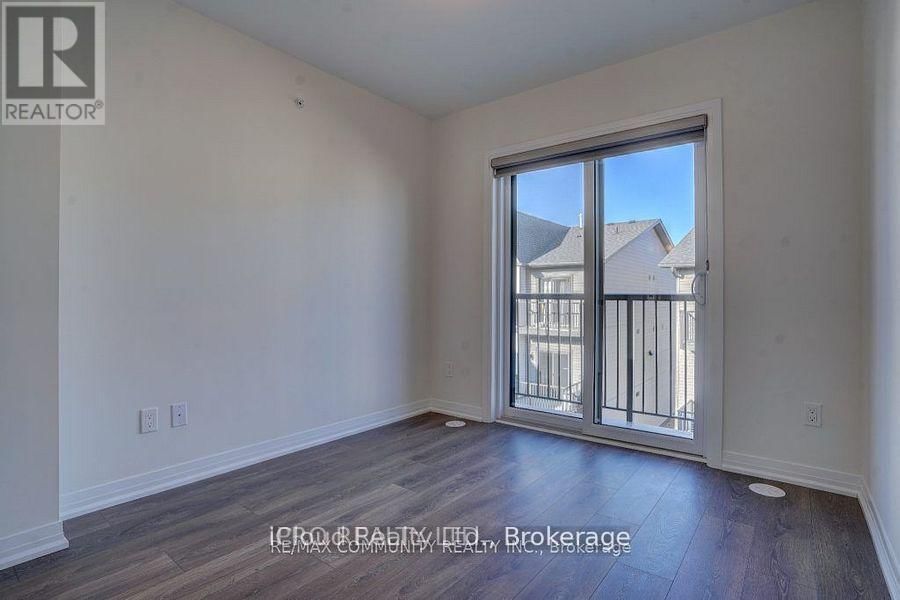 114 - 2635 WILLIAM JACKSON DRIVE Image 9