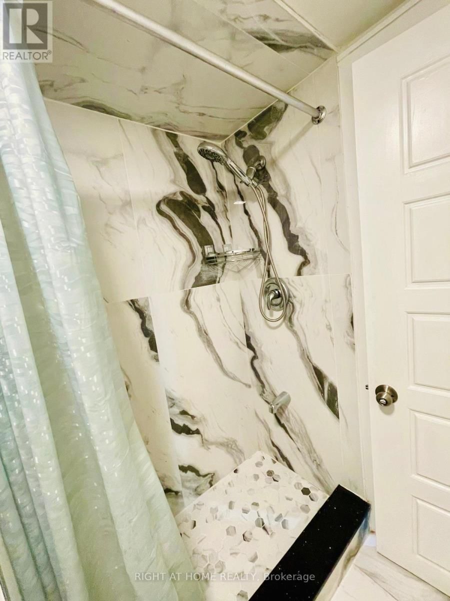 174 AYLESWORTH AVENUE Image 36