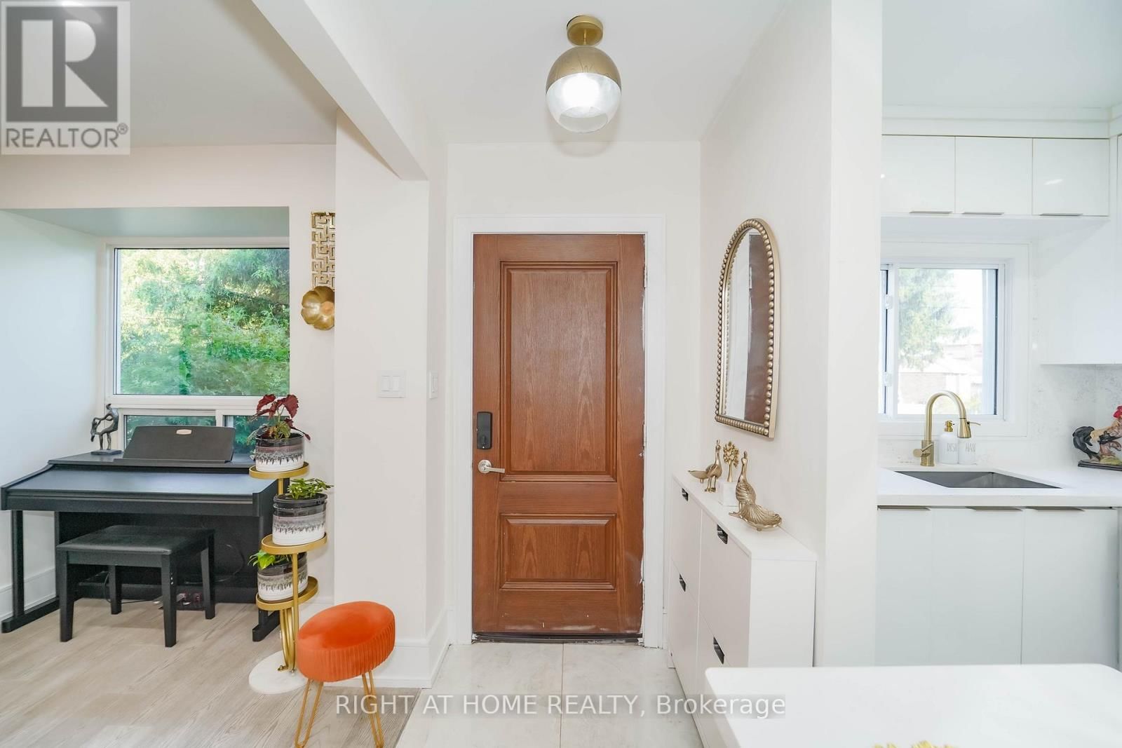 174 AYLESWORTH AVENUE Image 4