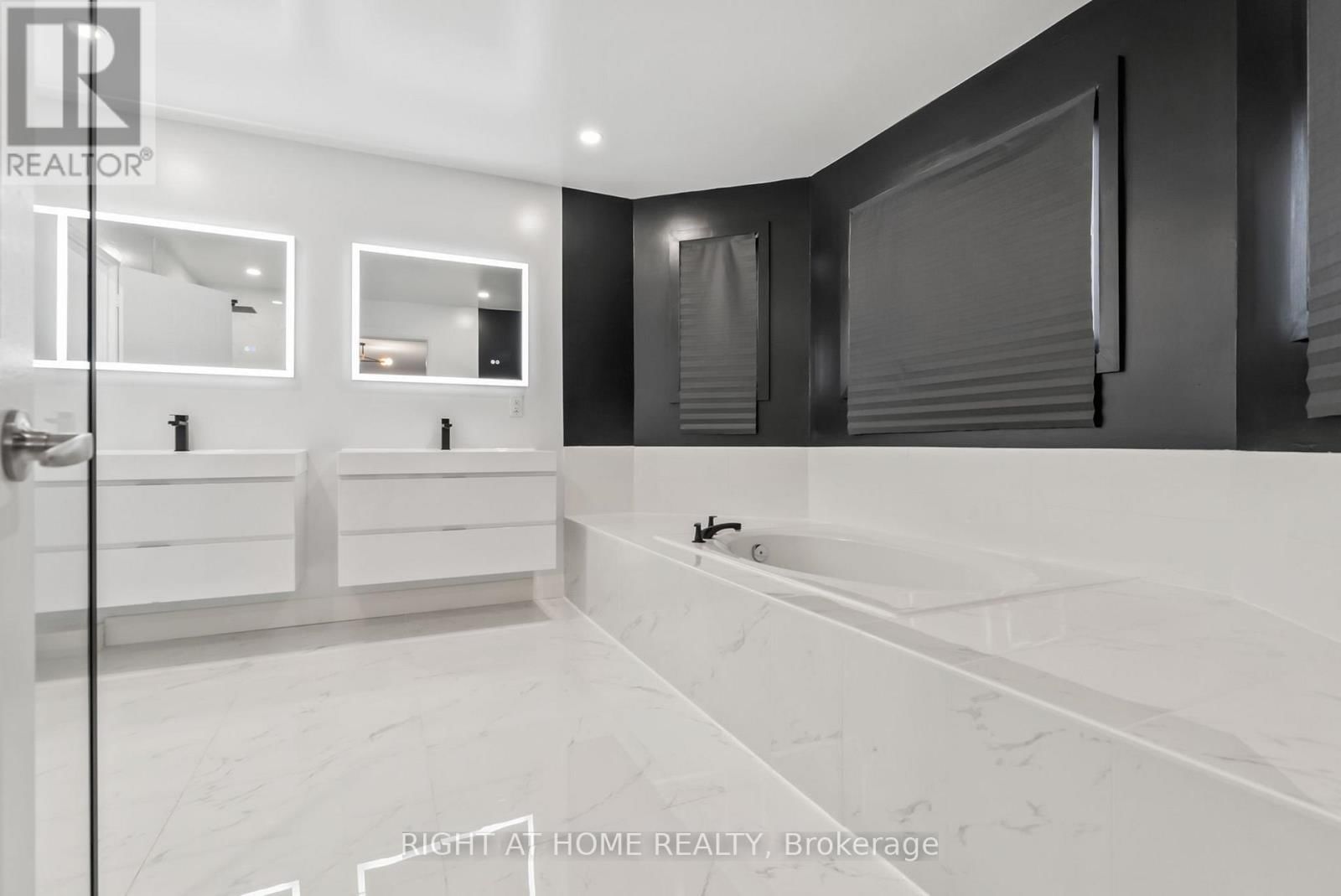 1040 BEAVER VALLEY CRESCENT Image 26