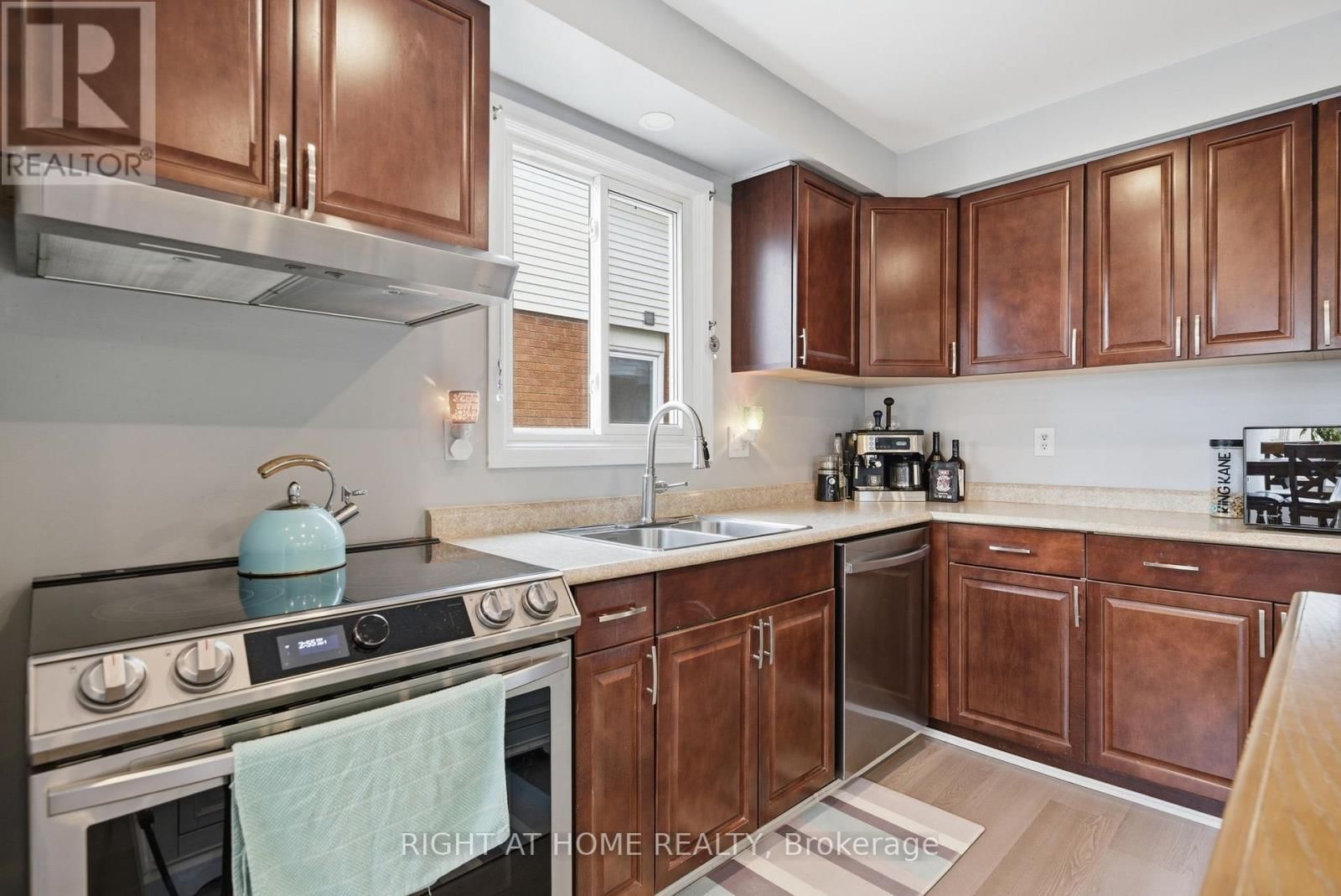 37 BEECHNUT CRESCENT Image 10