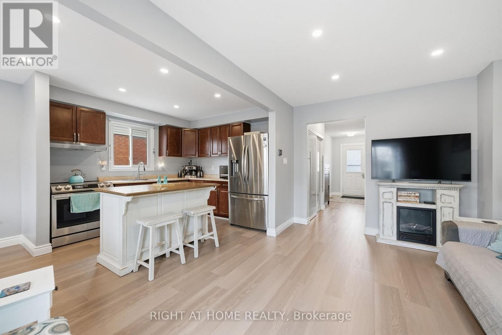 37 BEECHNUT CRESCENT Image 12