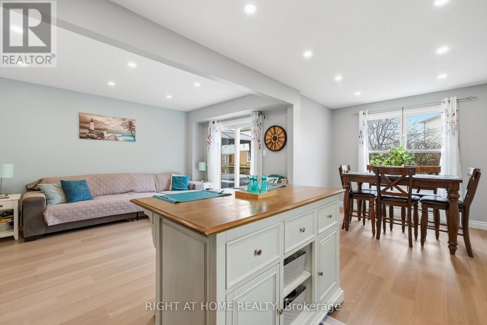 37 BEECHNUT CRESCENT Image 13