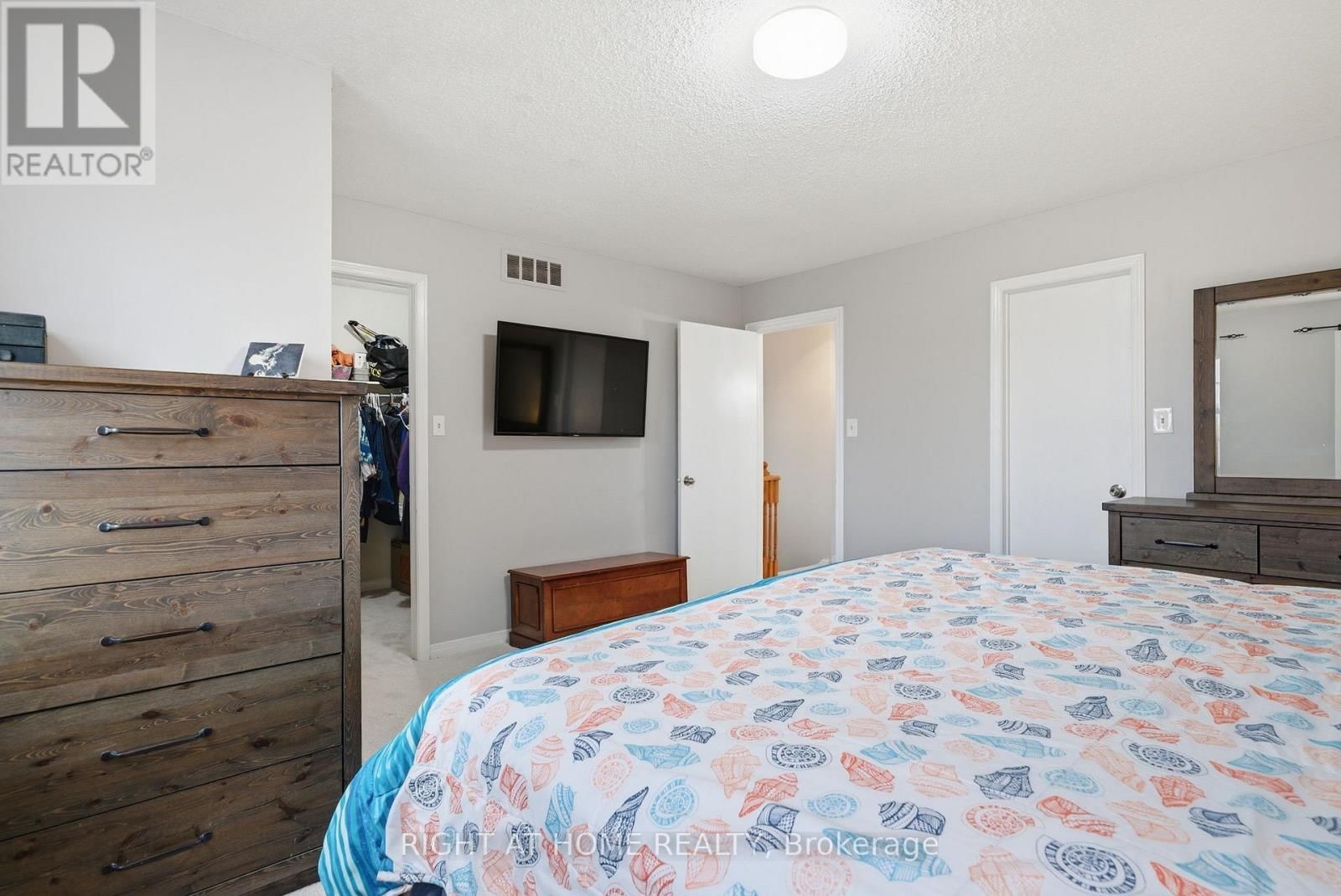 37 BEECHNUT CRESCENT Image 20