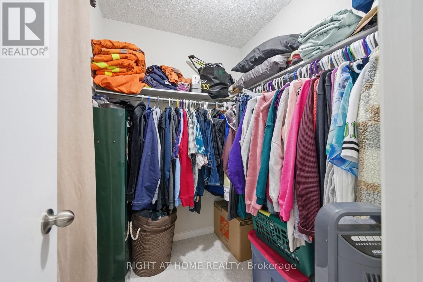 37 BEECHNUT CRESCENT Image 21