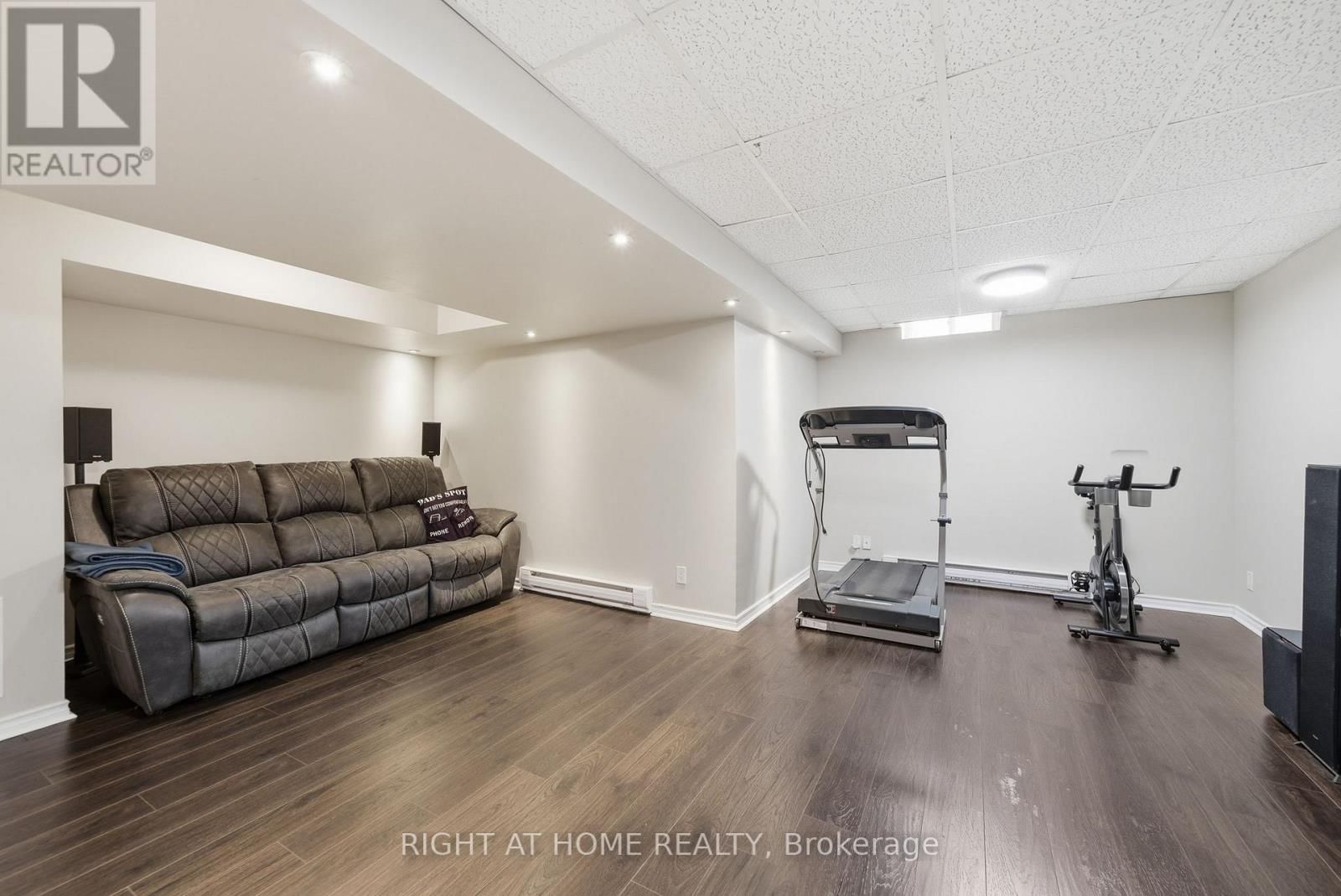 37 BEECHNUT CRESCENT Image 30