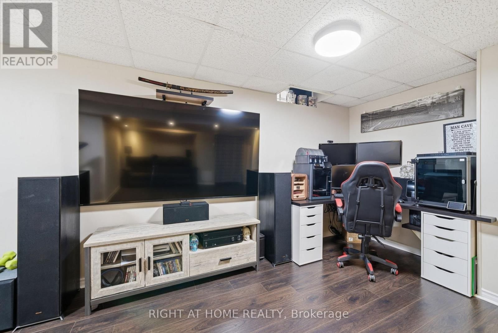 37 BEECHNUT CRESCENT Image 34