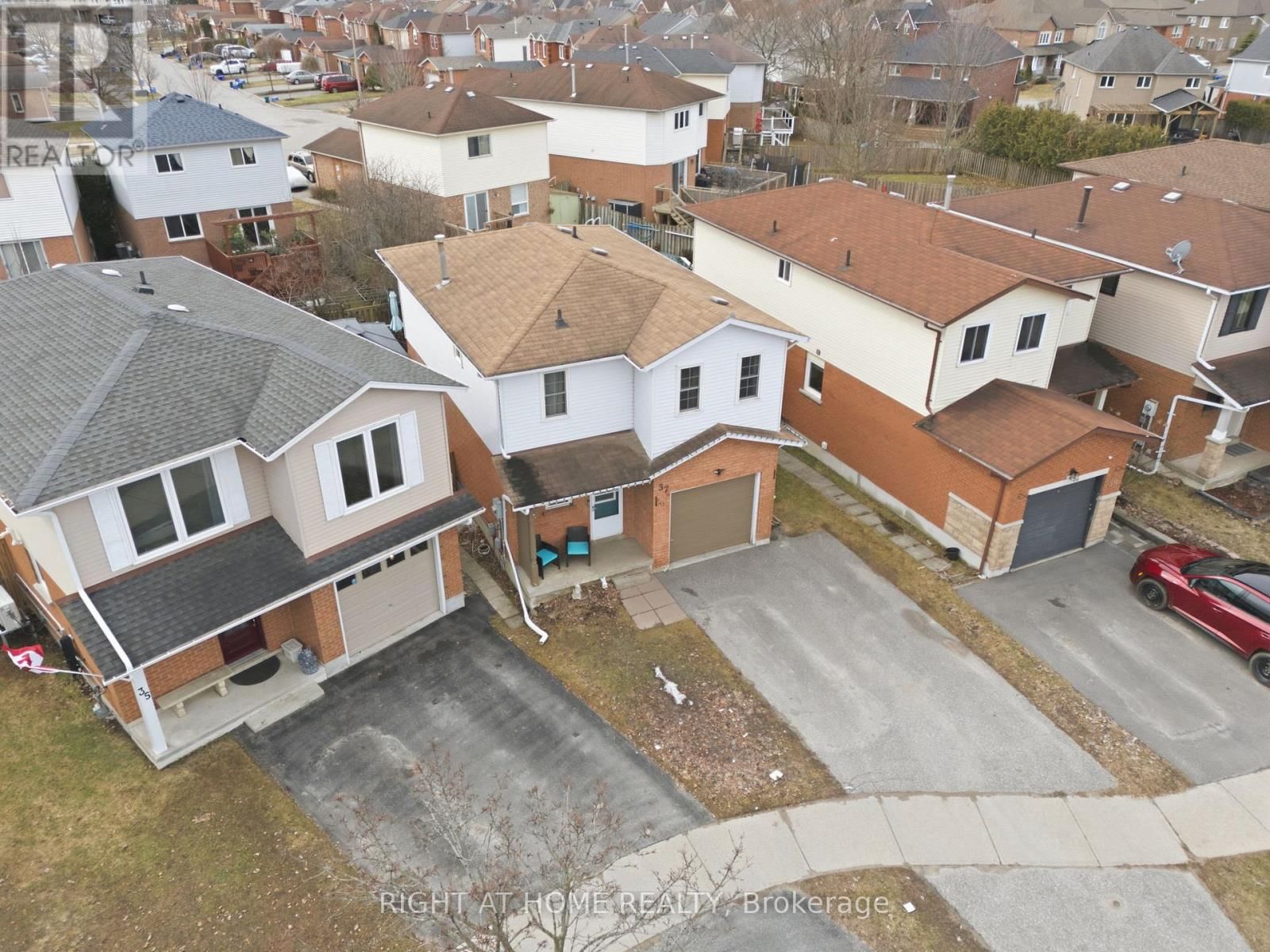 37 BEECHNUT CRESCENT Image 45