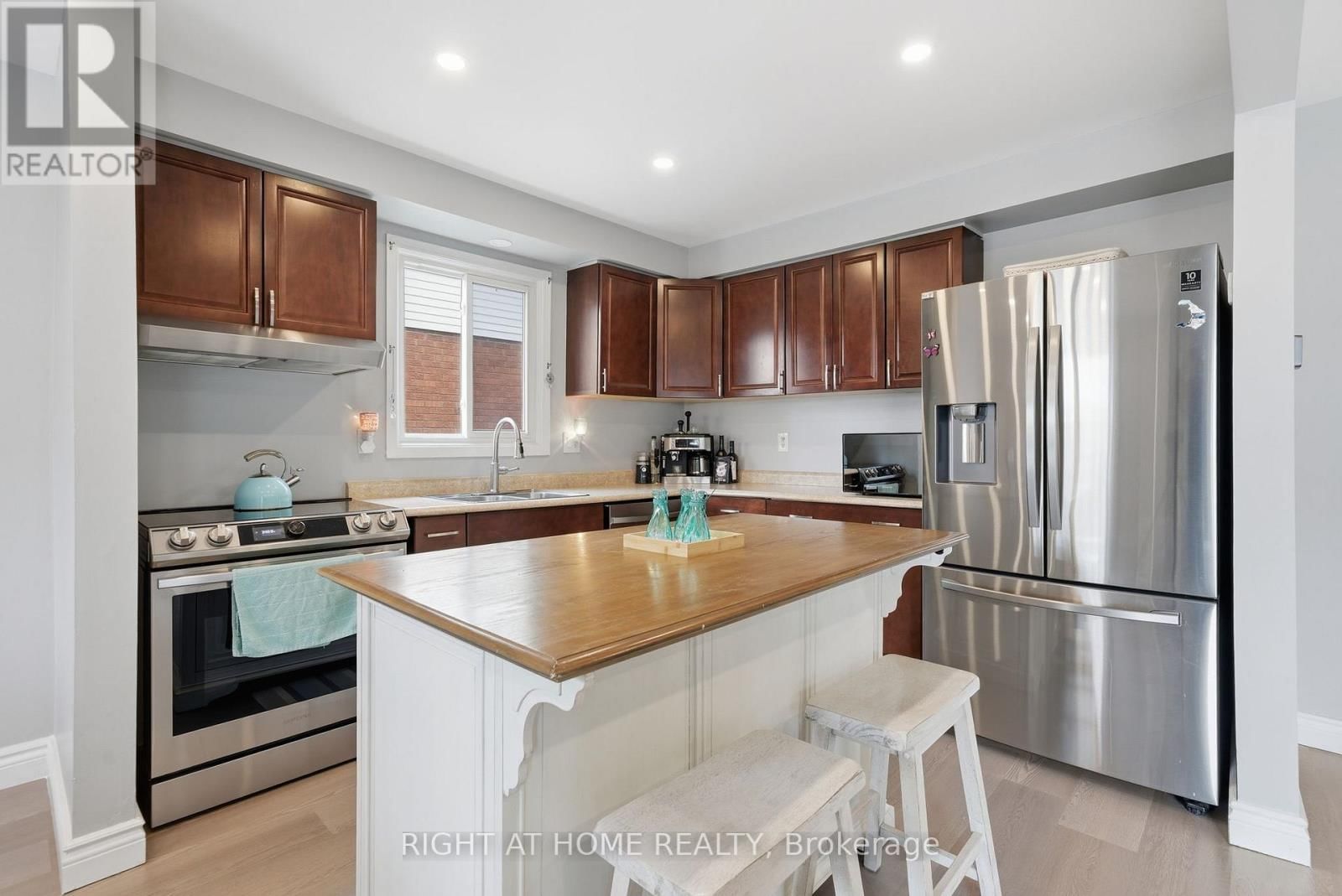 37 BEECHNUT CRESCENT Image 8