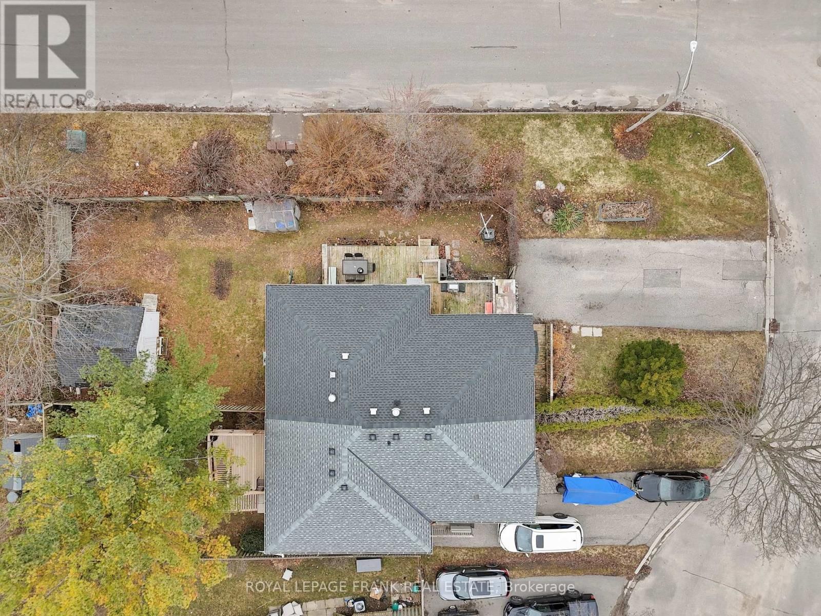 2 FAIRBAIRN COURT Image 3