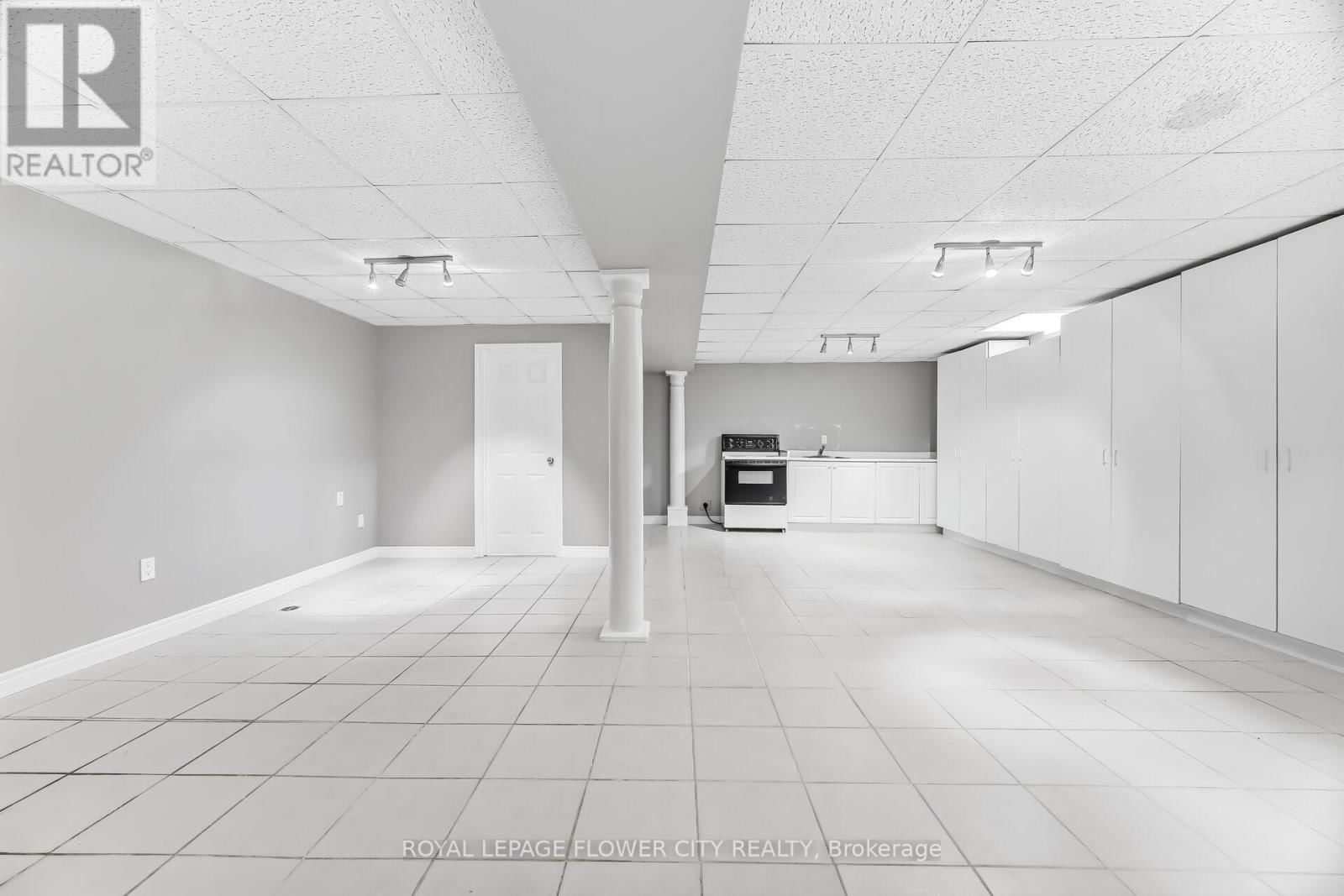 4 FAWCETT AVENUE Image 41