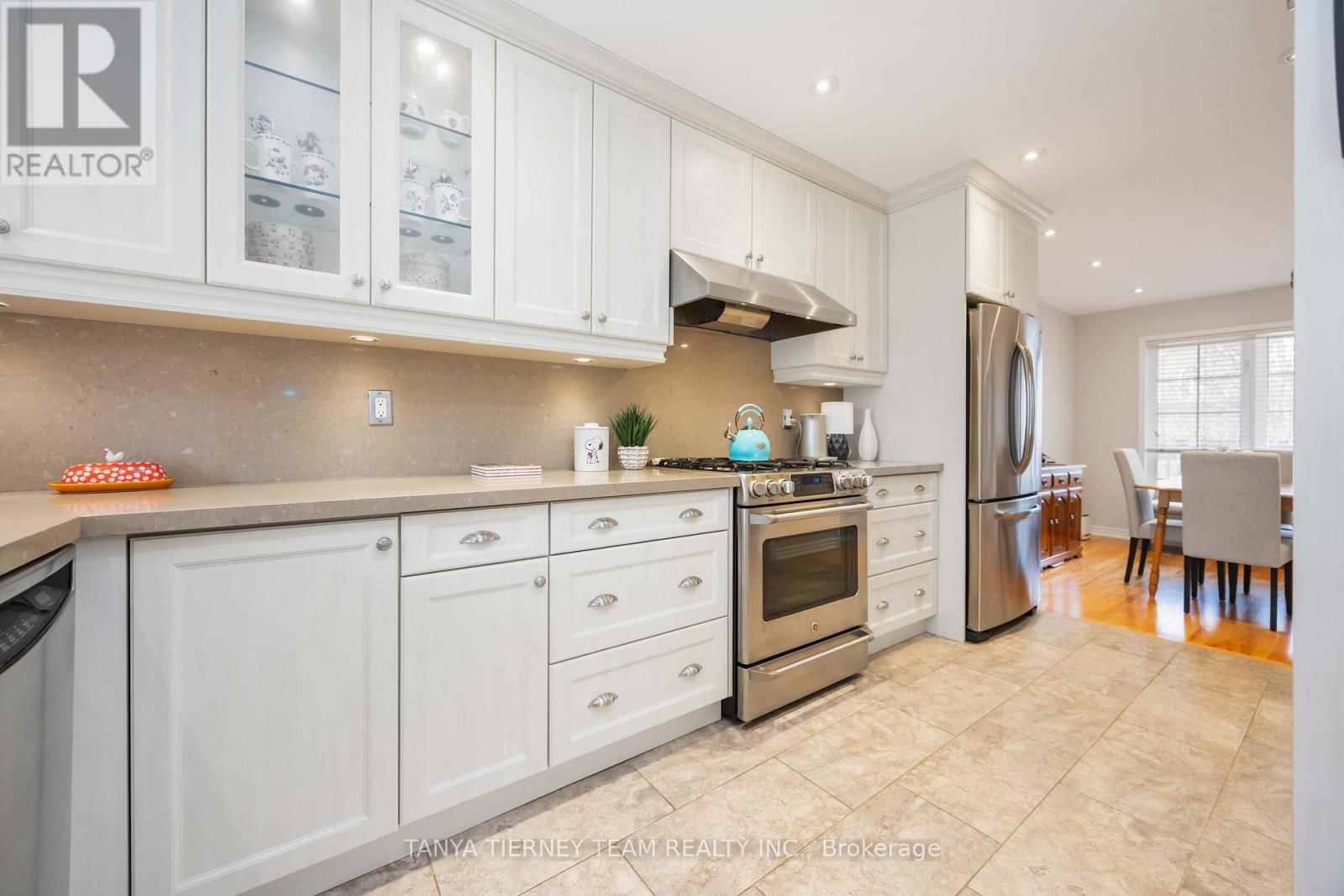 1130 OAKHILL AVENUE Image 11