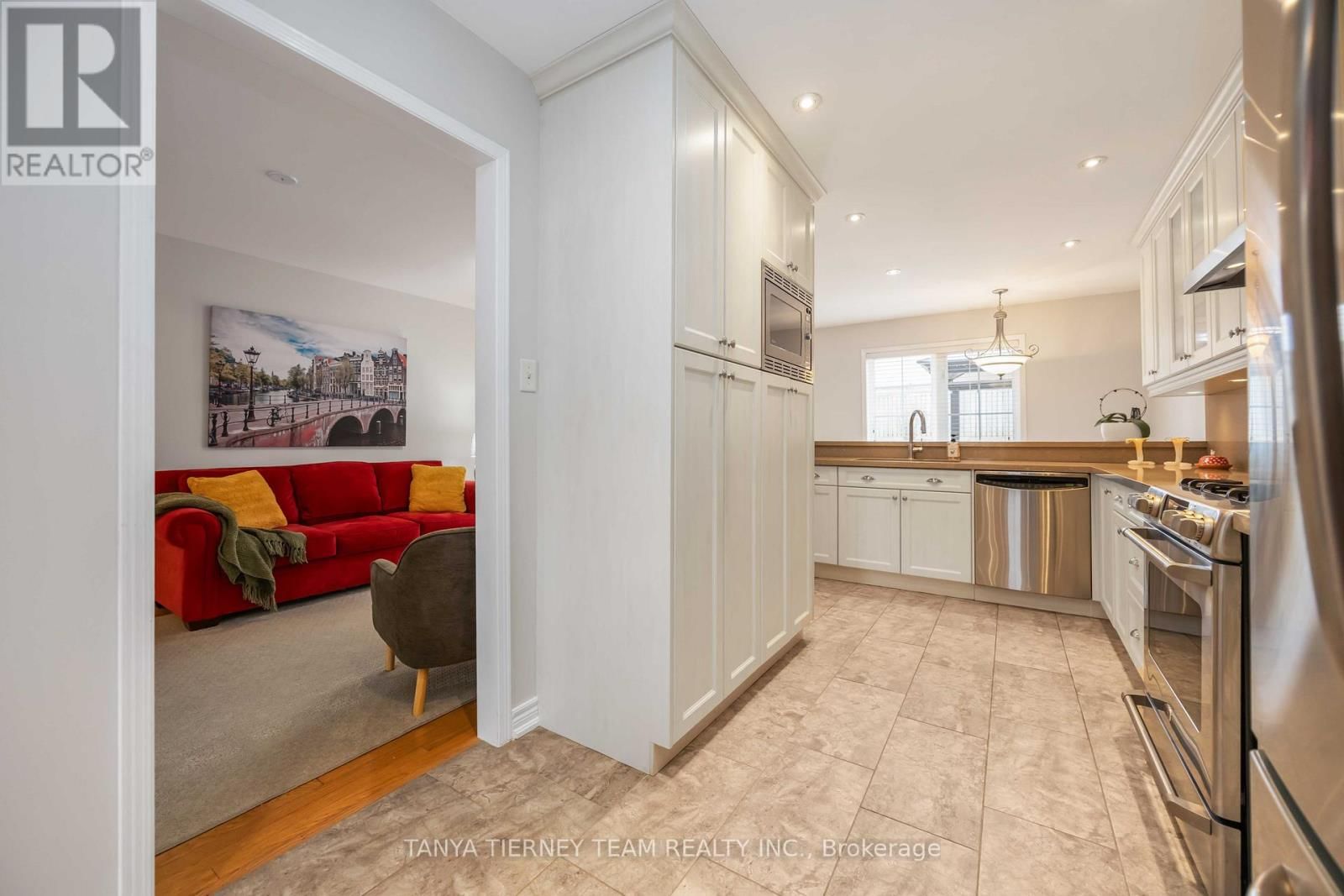 1130 OAKHILL AVENUE Image 15