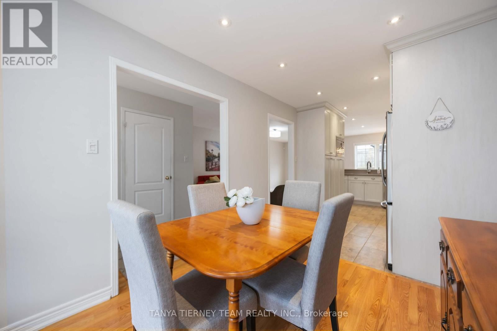 1130 OAKHILL AVENUE Image 18