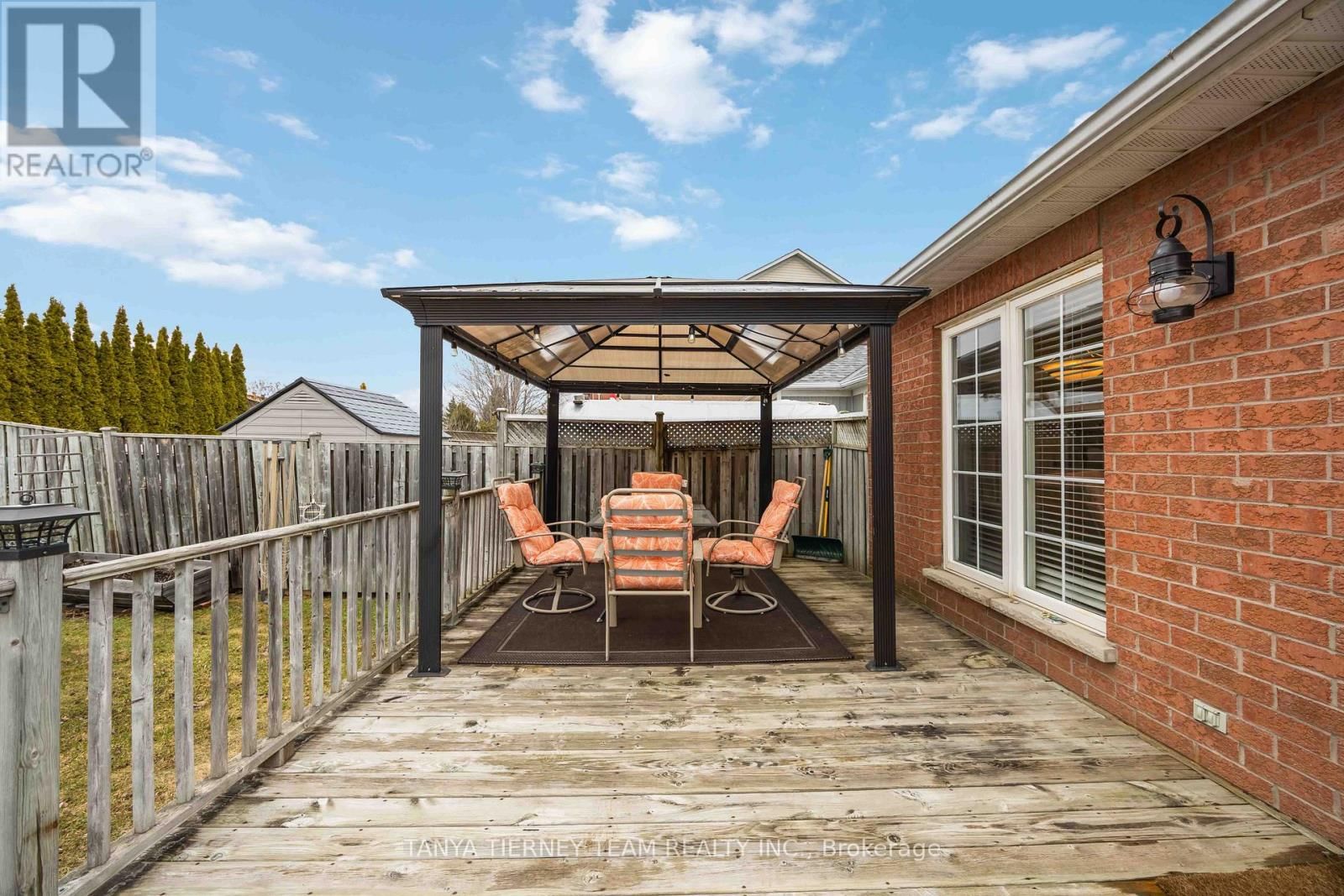 1130 OAKHILL AVENUE Image 36