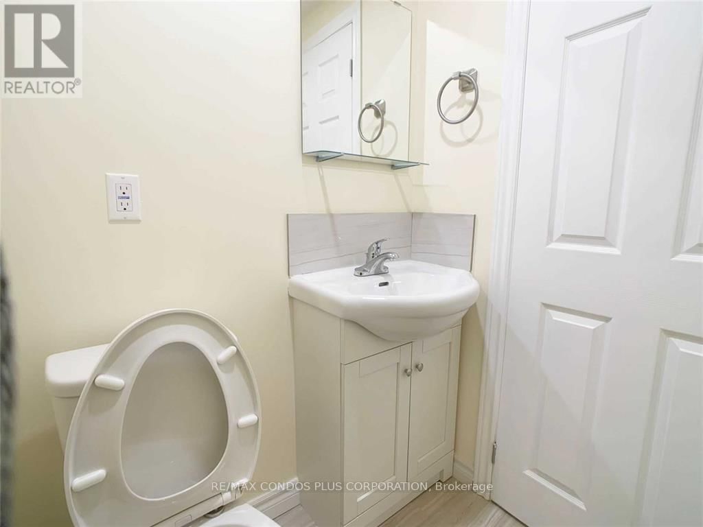 2A - 721 DANFORTH AVENUE Image 7