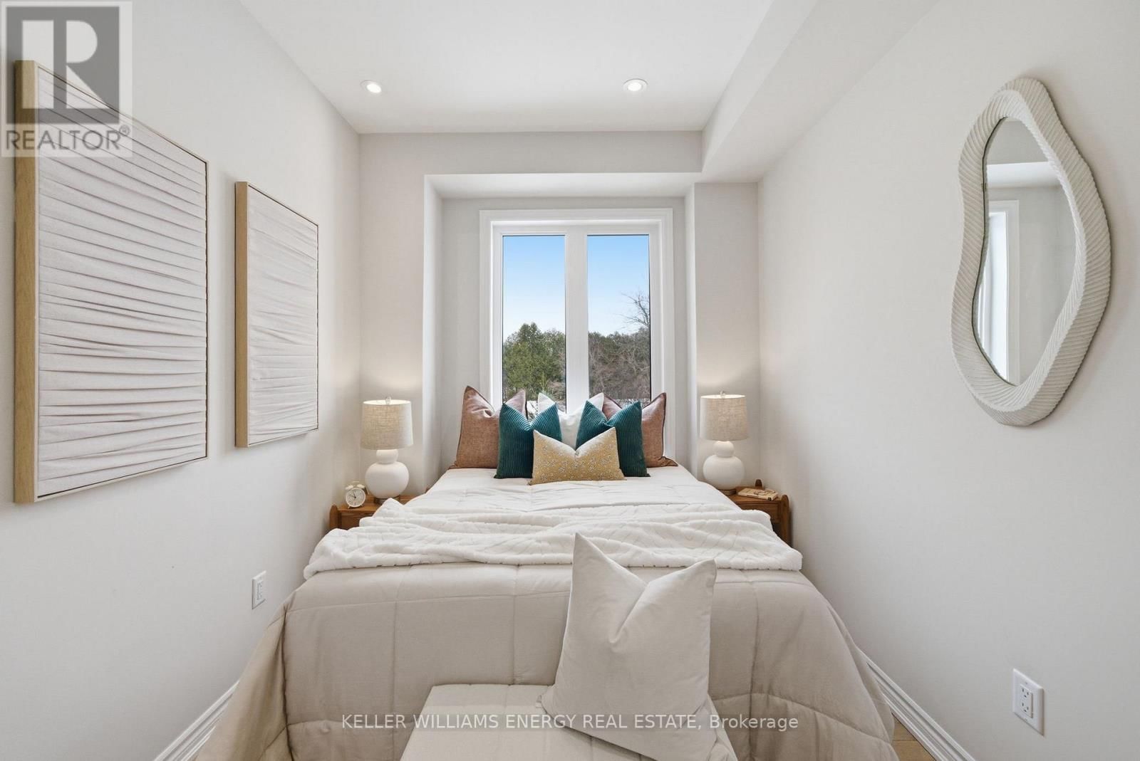 44 PRIORY DRIVE Image 18