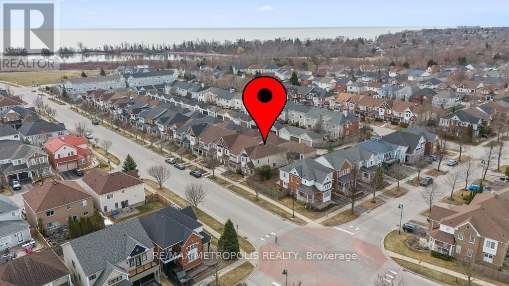 886 AUDLEY ROAD SOUTH Image 1