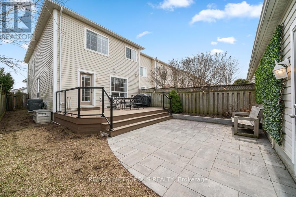 886 AUDLEY ROAD SOUTH Image 26