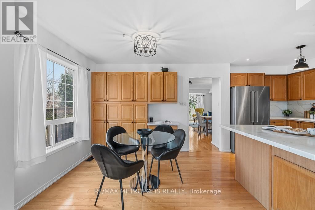 886 AUDLEY ROAD SOUTH Image 9