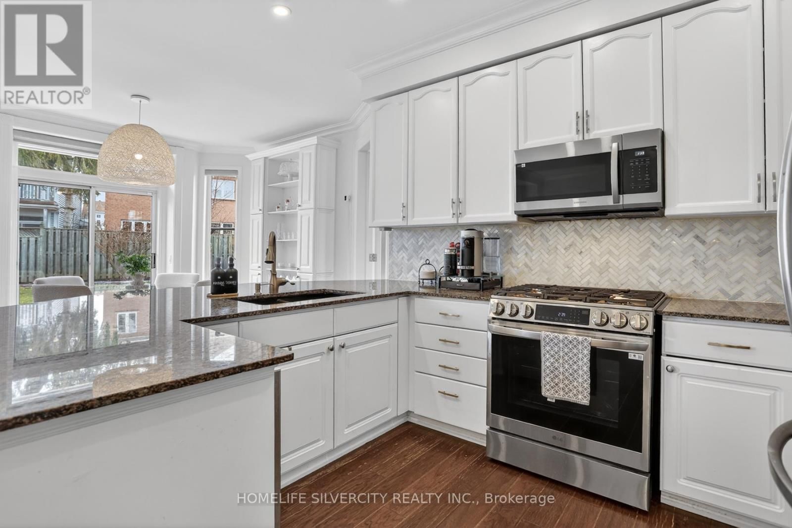 43 ROCKPORT DRIVE Image 13