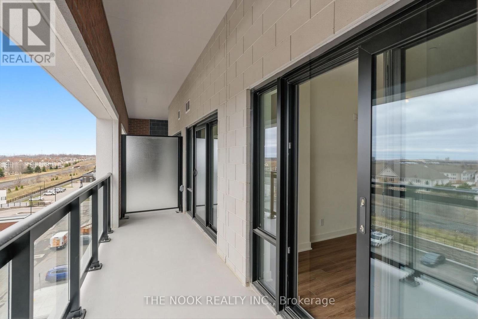 603 - 51 CLARINGTON BOULEVARD Image 31