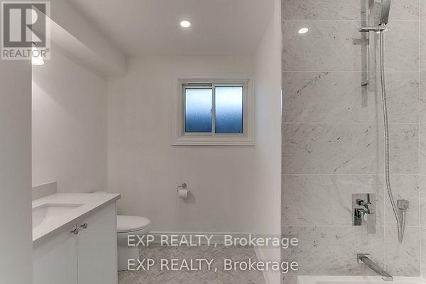 Main - 16 STEPHENFRANK ROAD Image 14