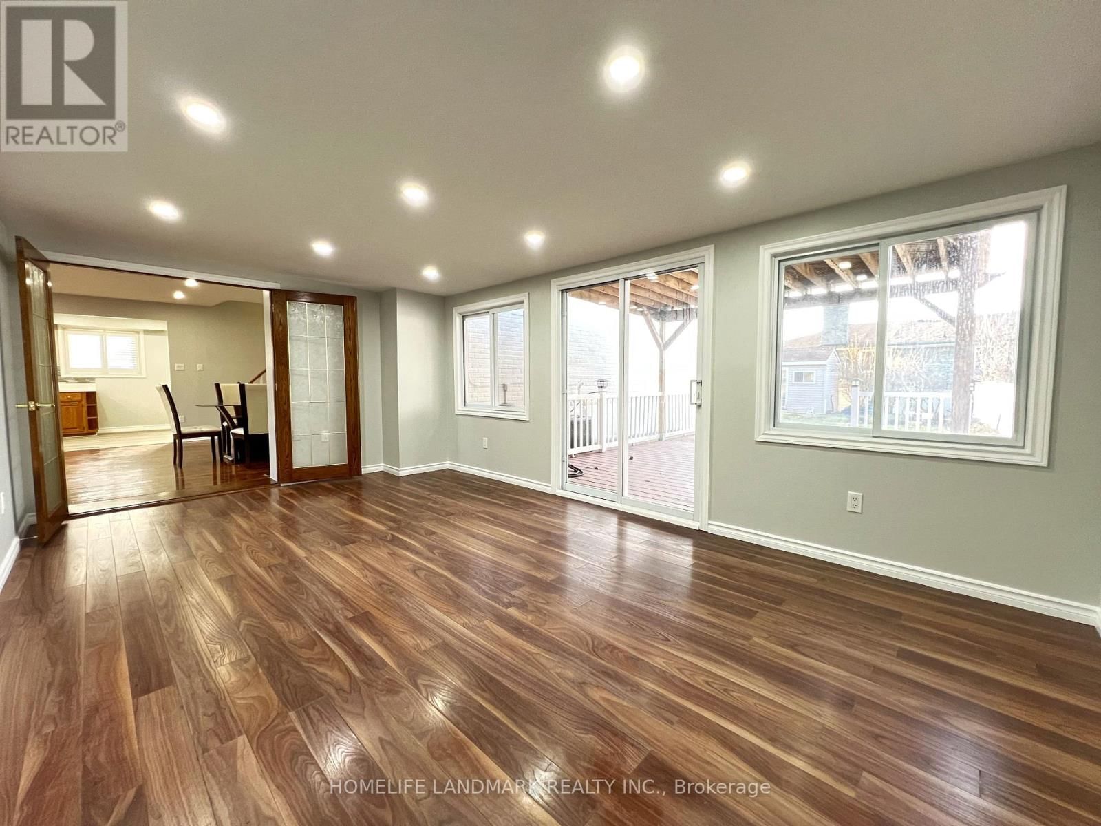 4 FERNCREST GATE Image 10