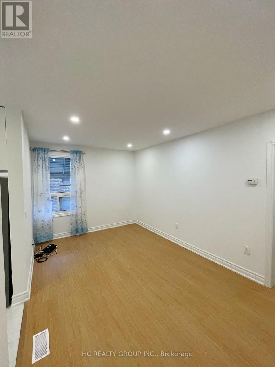 Main - 48 TORRENS AVENUE Image 7