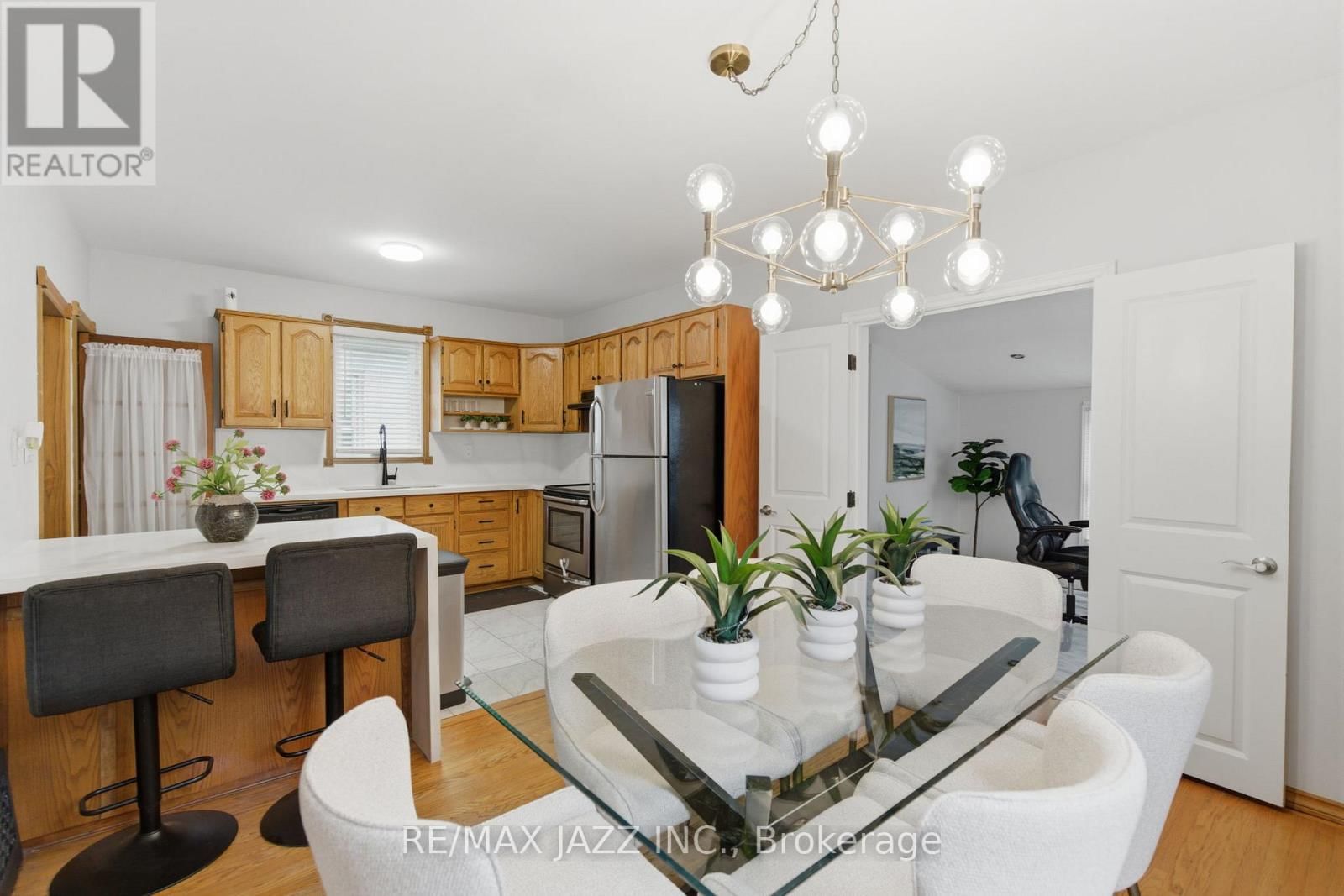 148 CONANT STREET Image 17