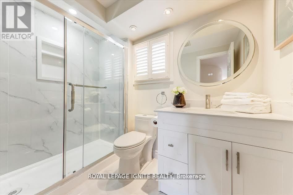 26 HALFMOON SQUARE Image 16