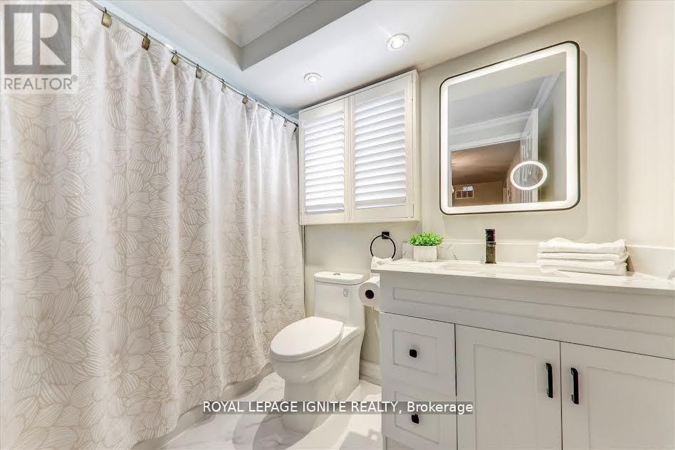 26 HALFMOON SQUARE Image 18