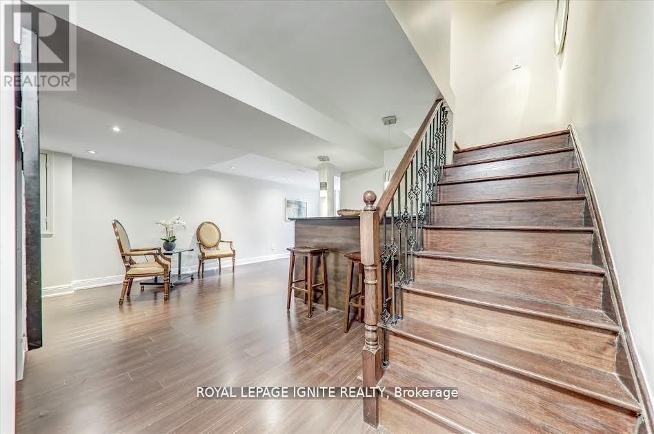 26 HALFMOON SQUARE Image 21