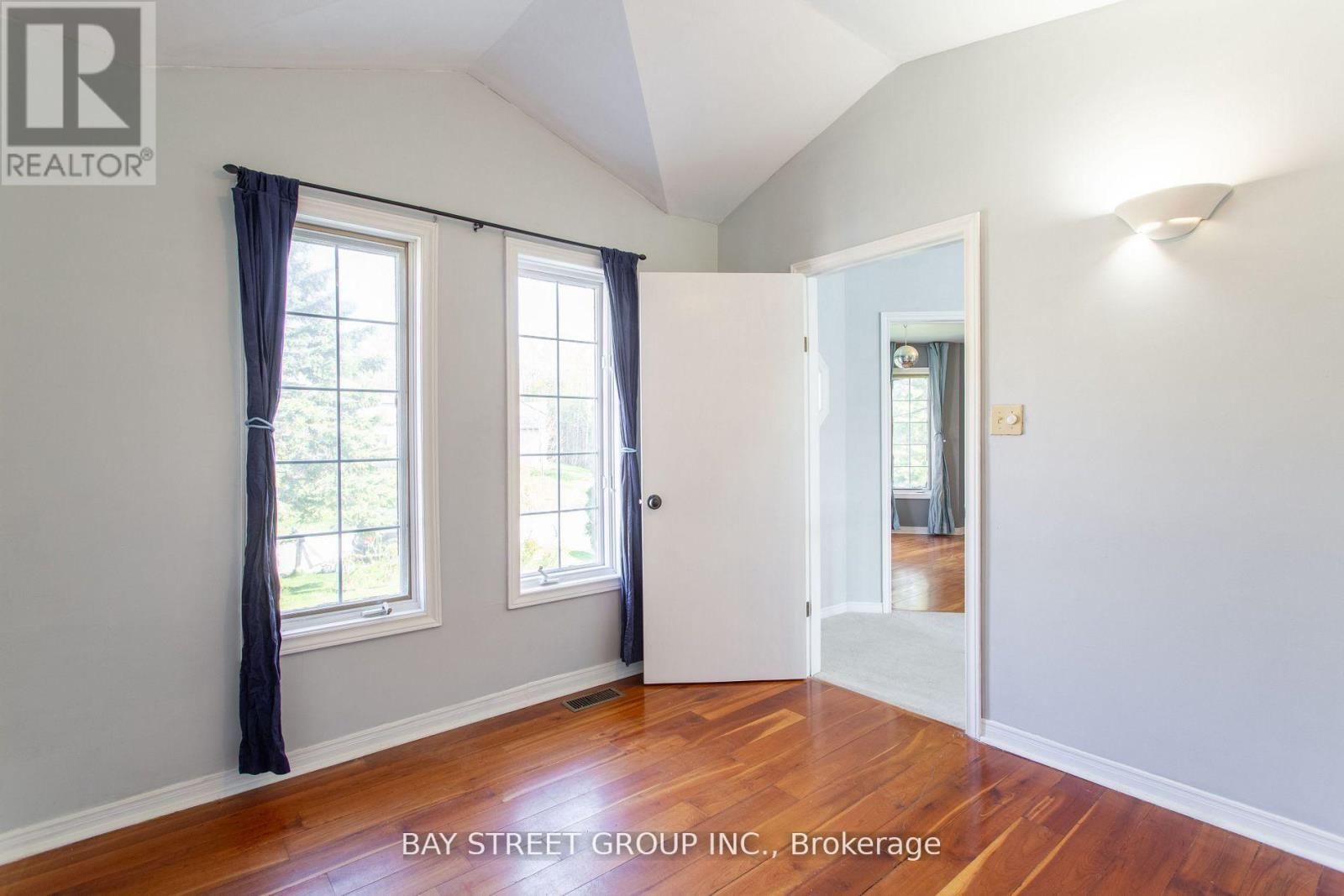 568 VIEW LAKE ROAD Image 30