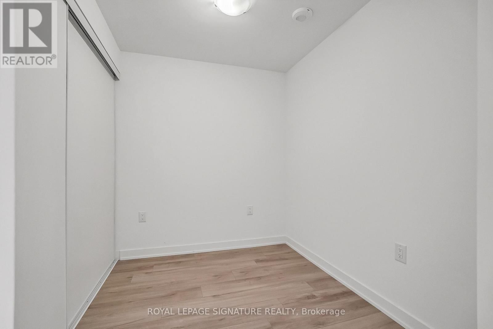 410 - 7439 KINGSTON ROAD Image 23