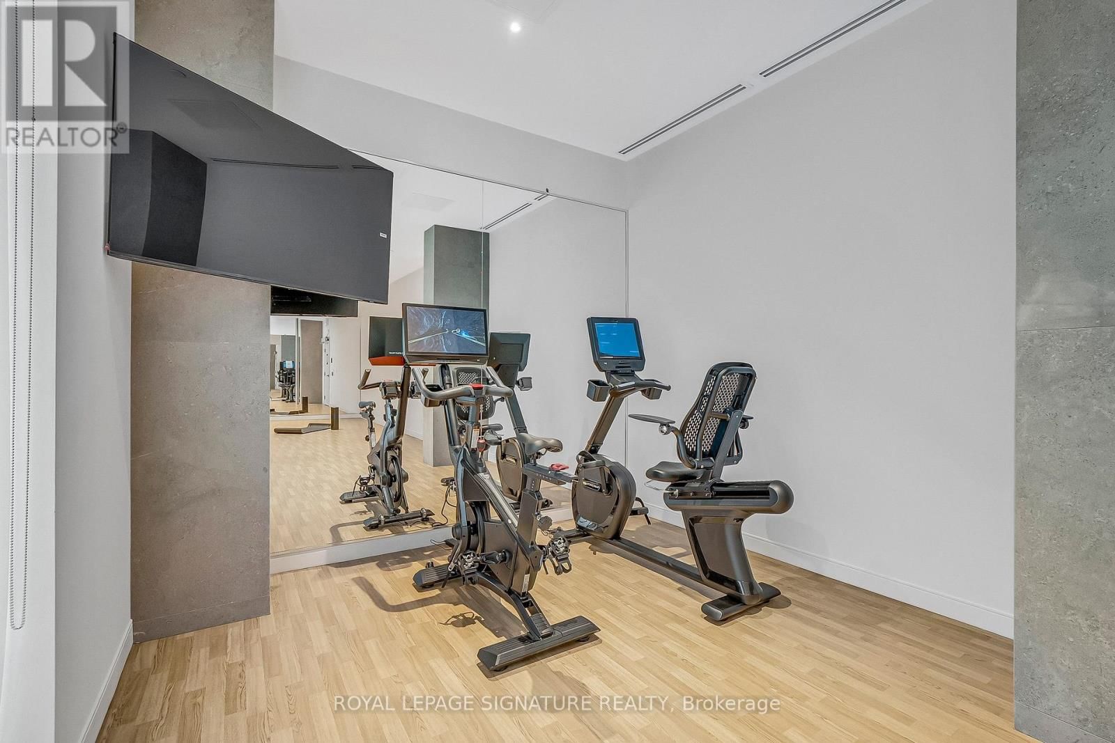 410 - 7439 KINGSTON ROAD Image 27