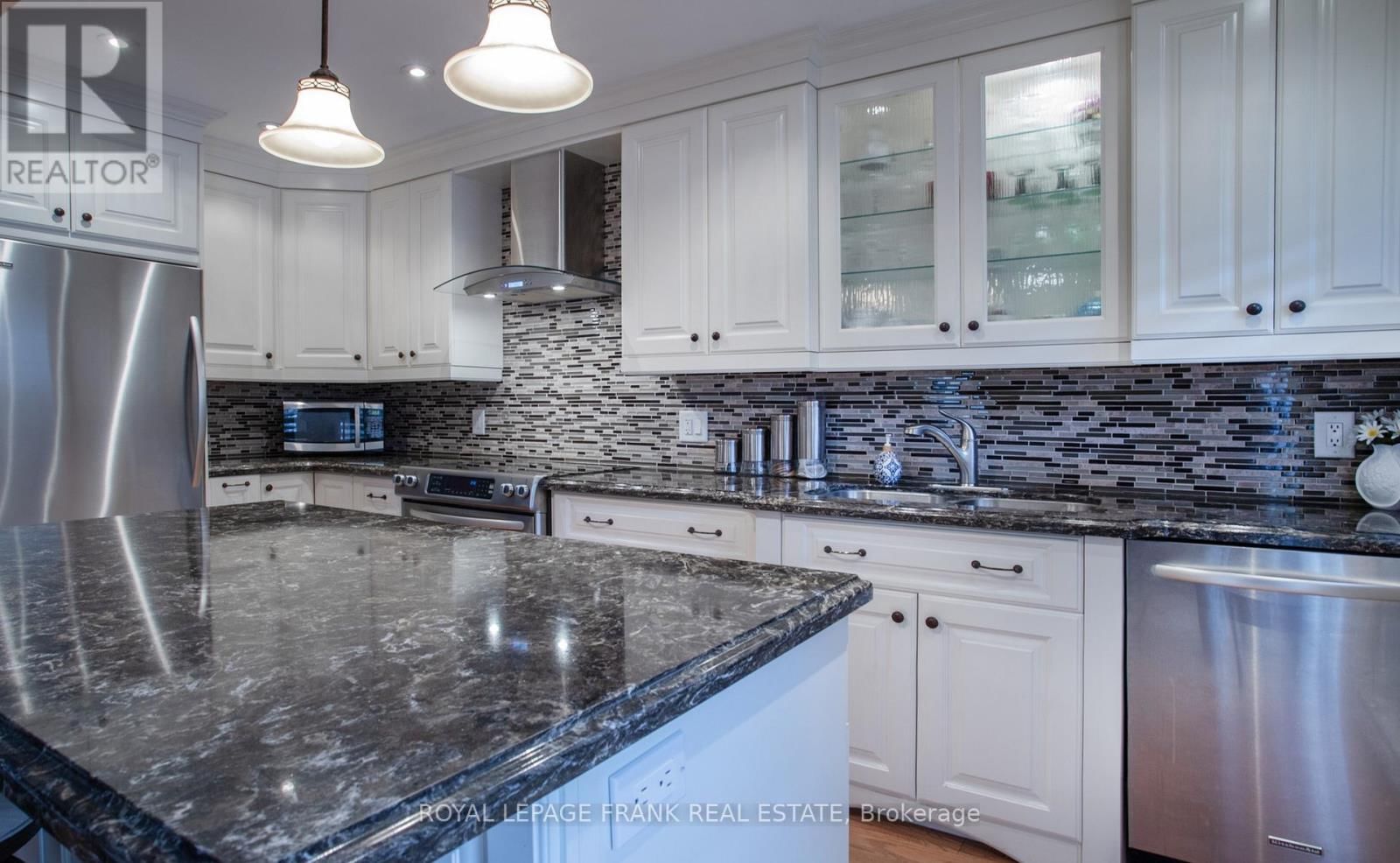 7 WIESENWEG ROAD Image 16