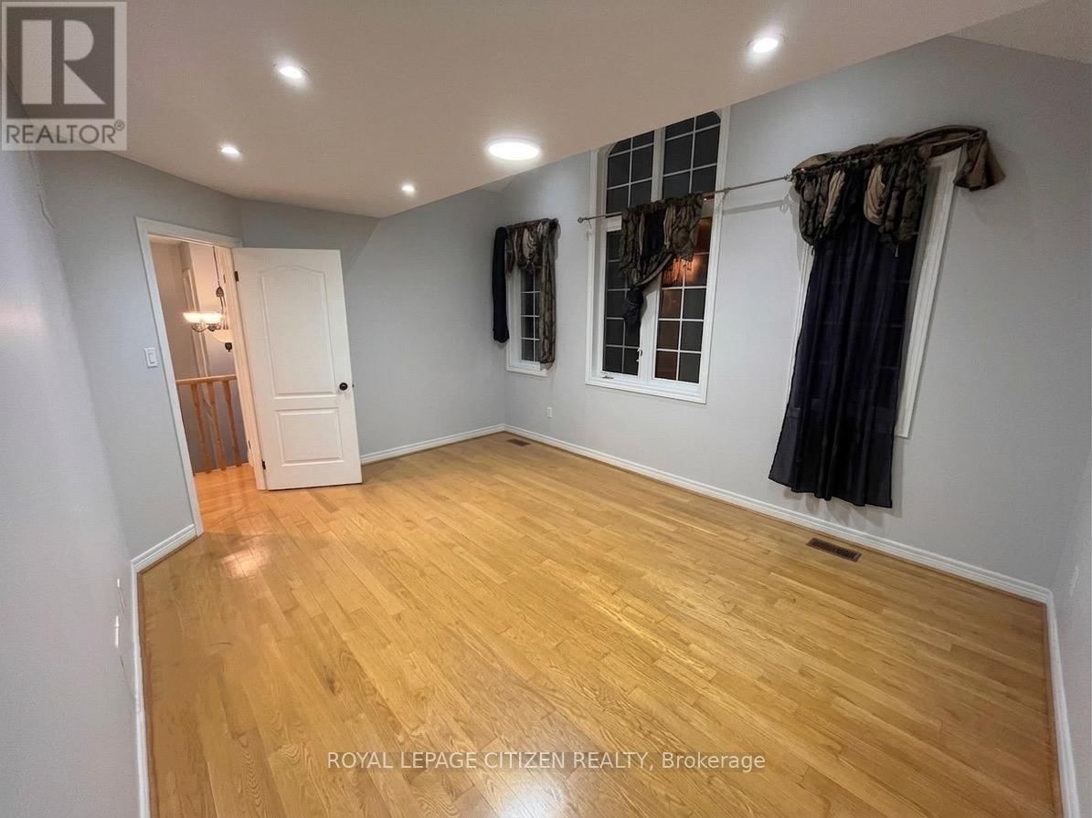 97 CHARTWAY BOULEVARD Image 4